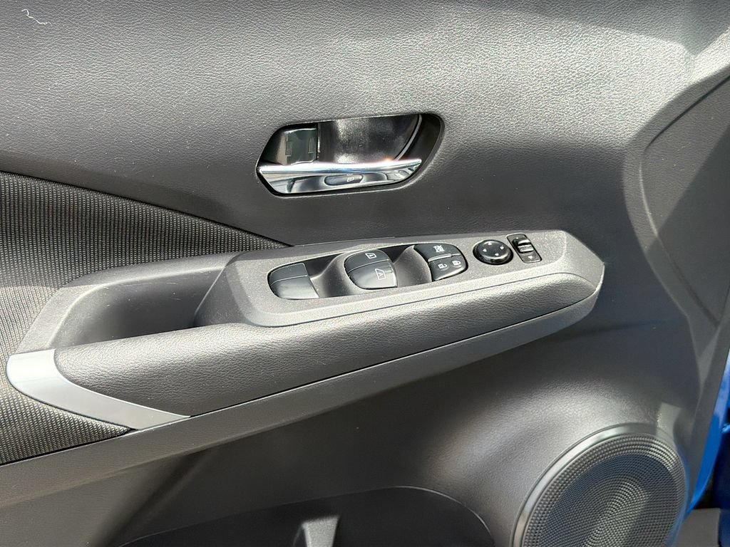 Used 2021 Nissan Kicks SV FWD image 18