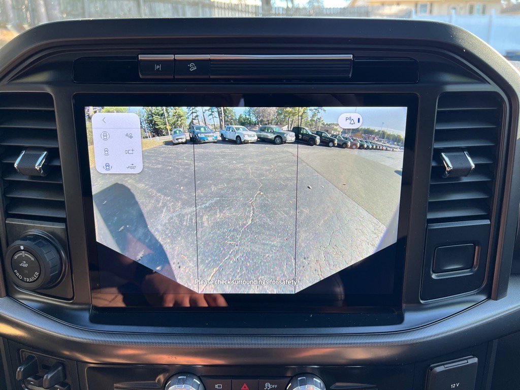 Used 2025 Ford F150 Lariat w/ Equipment Group 501A Mid image 30