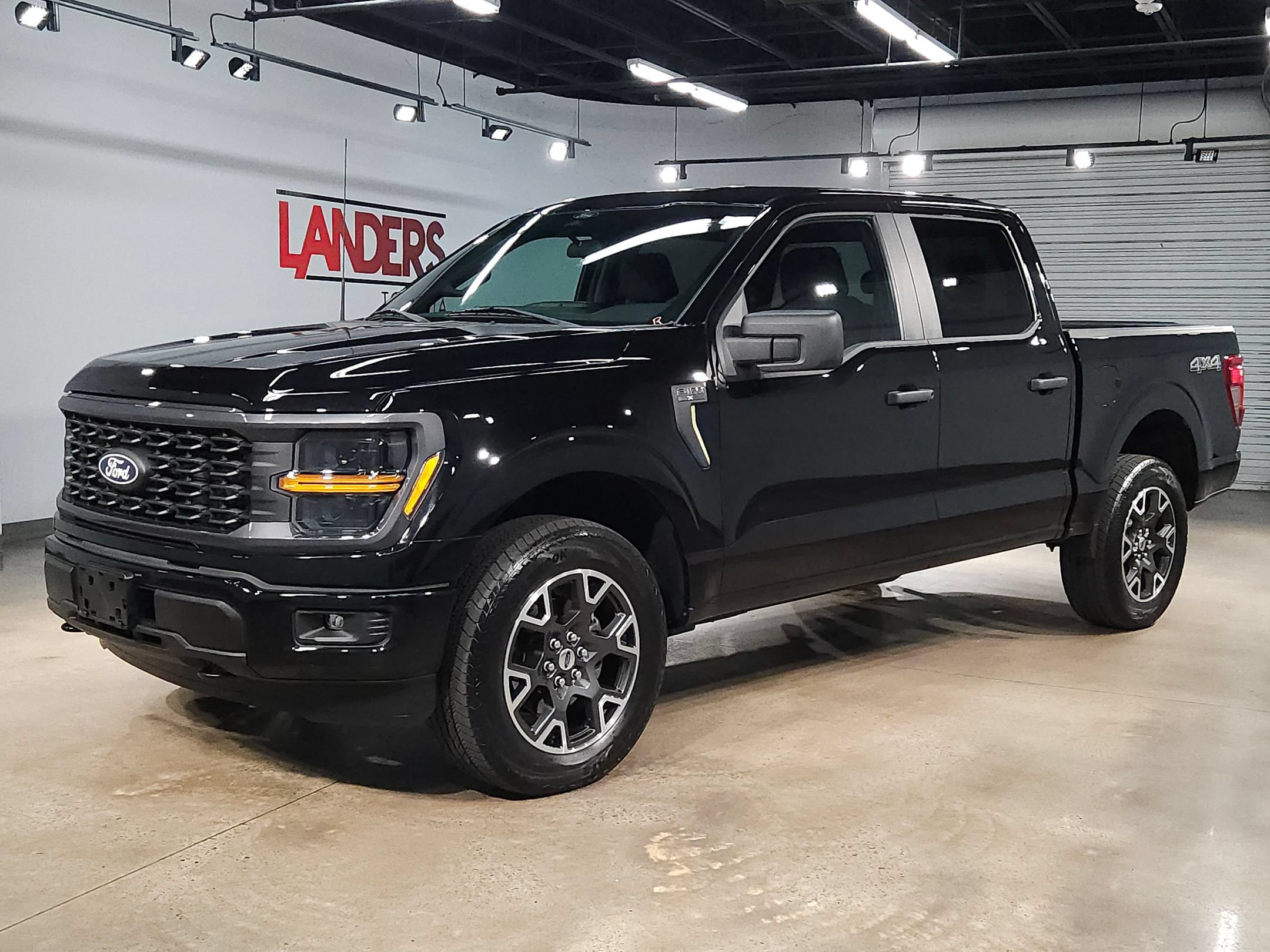 Used 2024 Ford F150 STX AWD/4WD image 3