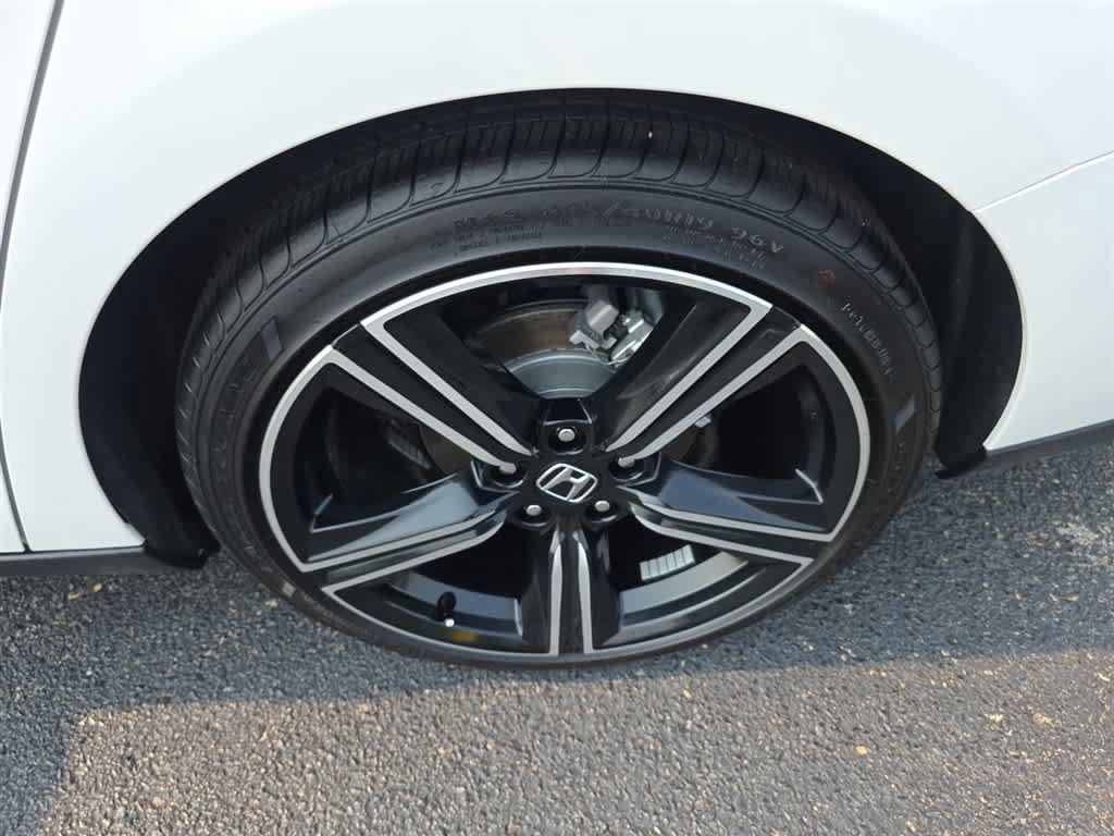 Certified 2025 Honda Accord Sport image 29