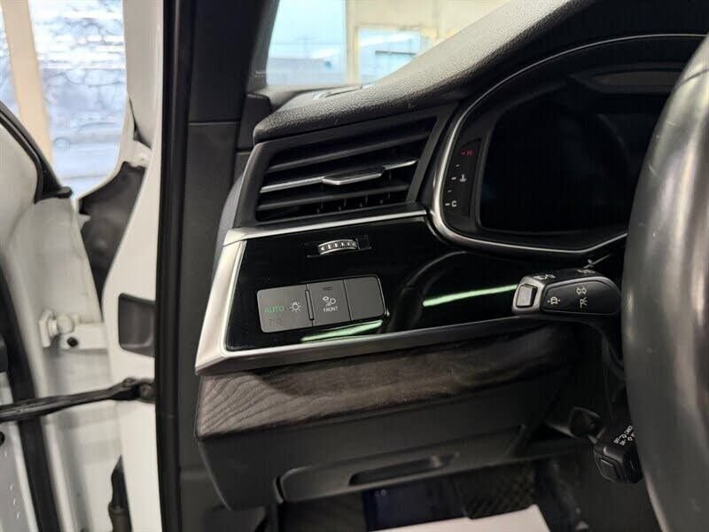 Used 2021 Audi Q7 3.0T Premium Plus w/ Executive Package AWD/4WD image 23