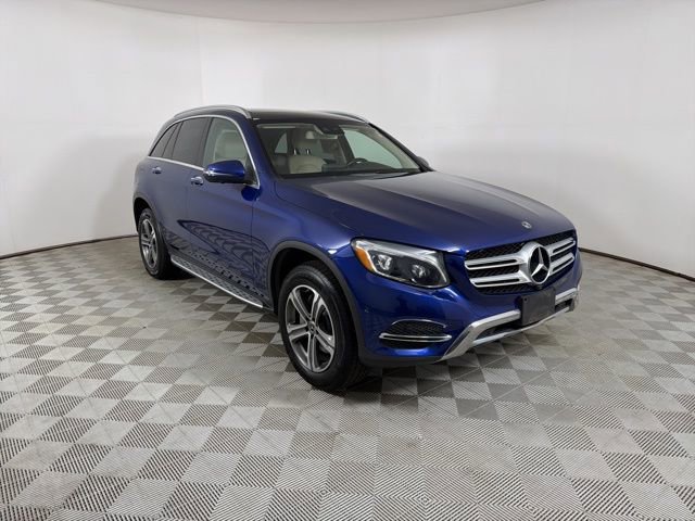 Used 2019 Mercedes-Benz GLC 300 4MATIC image 1