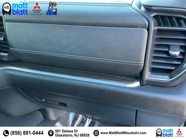 Used 2024 Chevrolet Silverado 3500 LT image 28