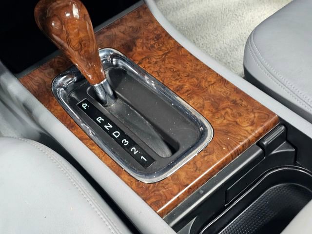 Used 2005 Buick LaCrosse CXS w/ Chrome Appearance Package image 31