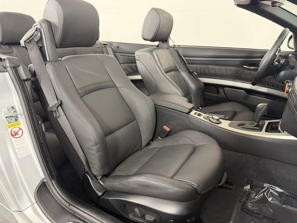 Used 2008 BMW 335i Convertible w/ Premium Pkg RWD image 19