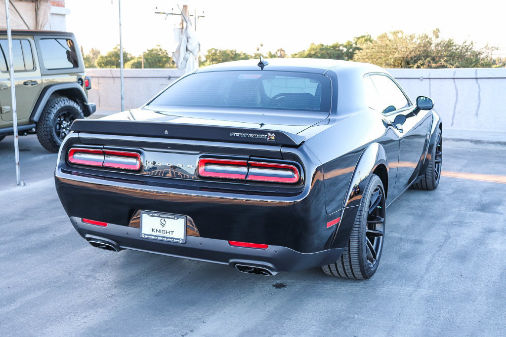 Used 2023 Dodge Challenger R/T Scat Pack RWD image 9