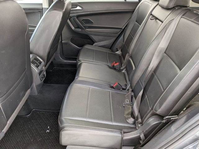 Used 2021 Volkswagen Tiguan SEL image 23