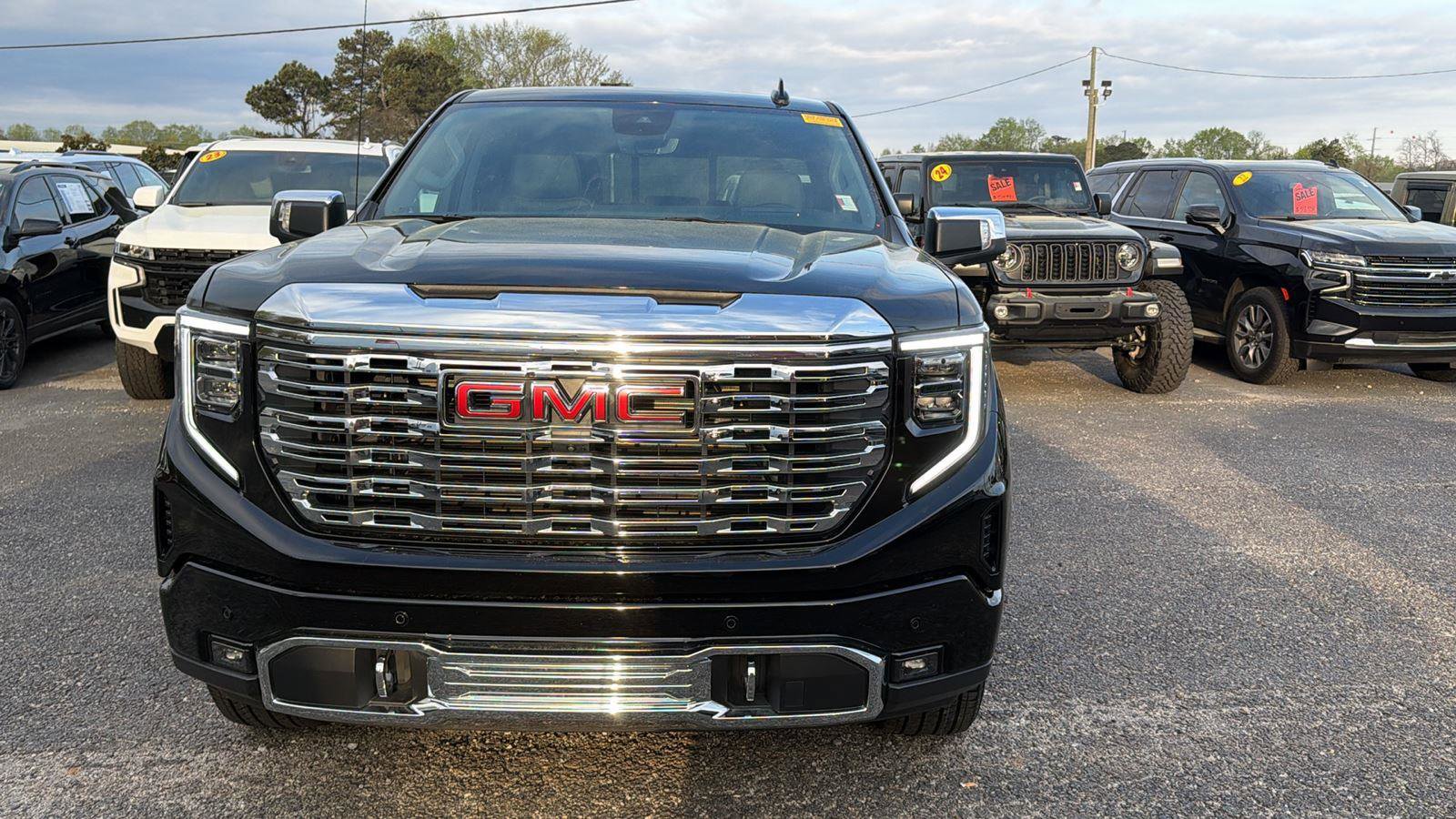 Certified 2024 GMC Sierra 1500 Denali AWD/4WD image 2