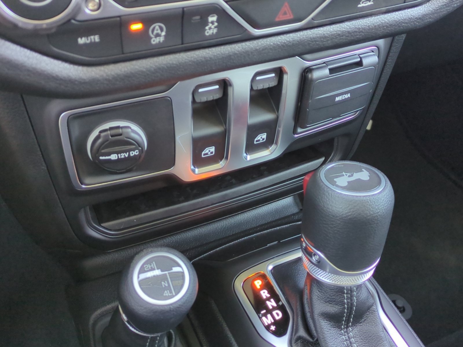 New 2026 Jeep Wrangler Sport AWD/4WD image 30