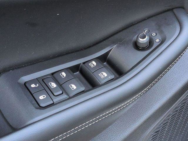 Certified 2024 Jeep Grand Cherokee Altitude image 14