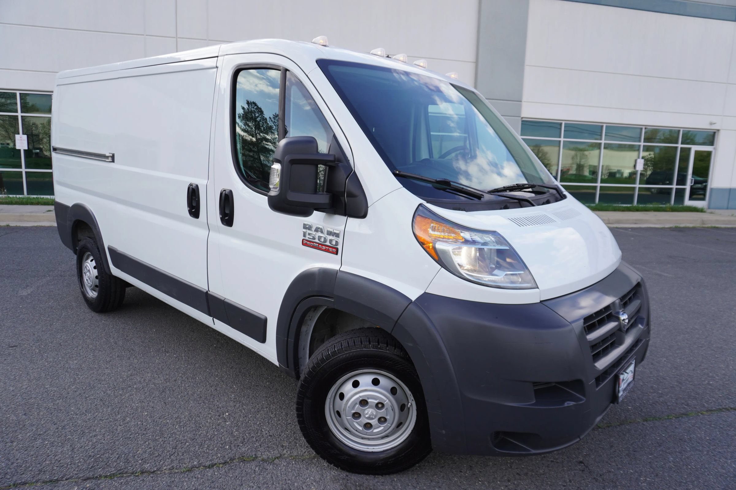 Used 2015 RAM ProMaster 1500 w/ Interior Convenience Group FWD image 1