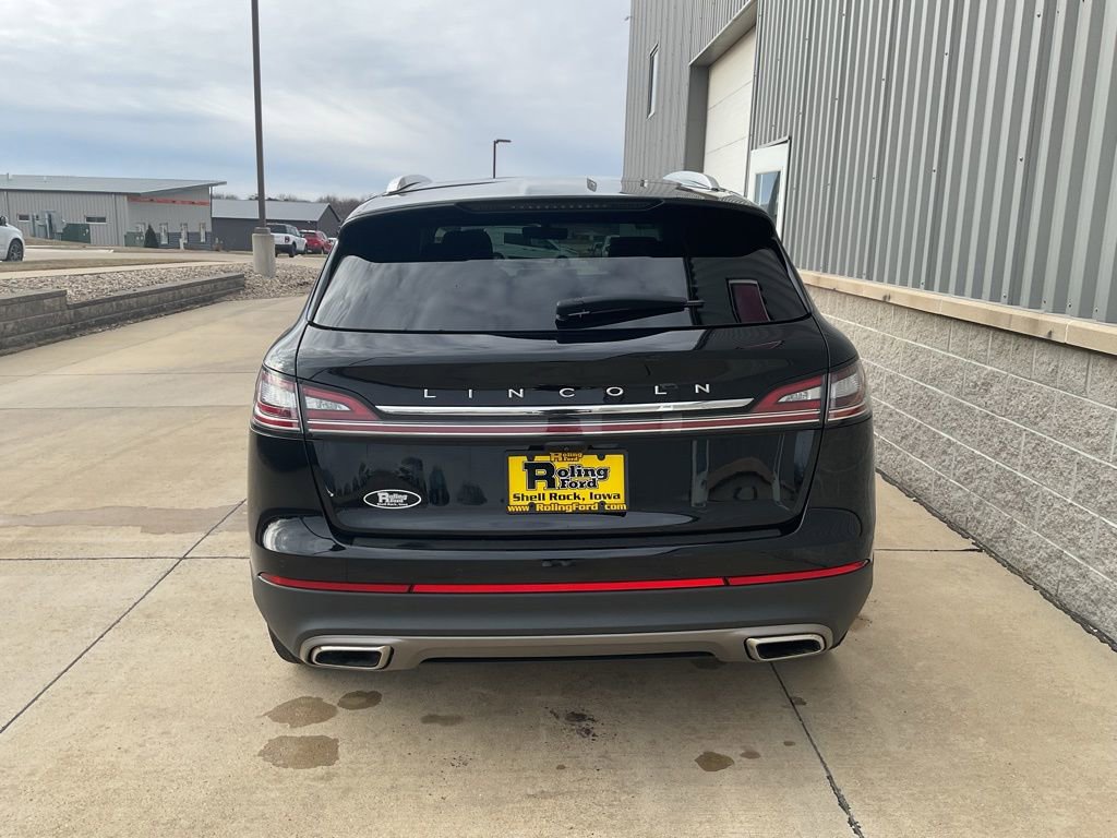 Used 2023 Lincoln Nautilus Reserve w/ Equipment Group 202A image 5