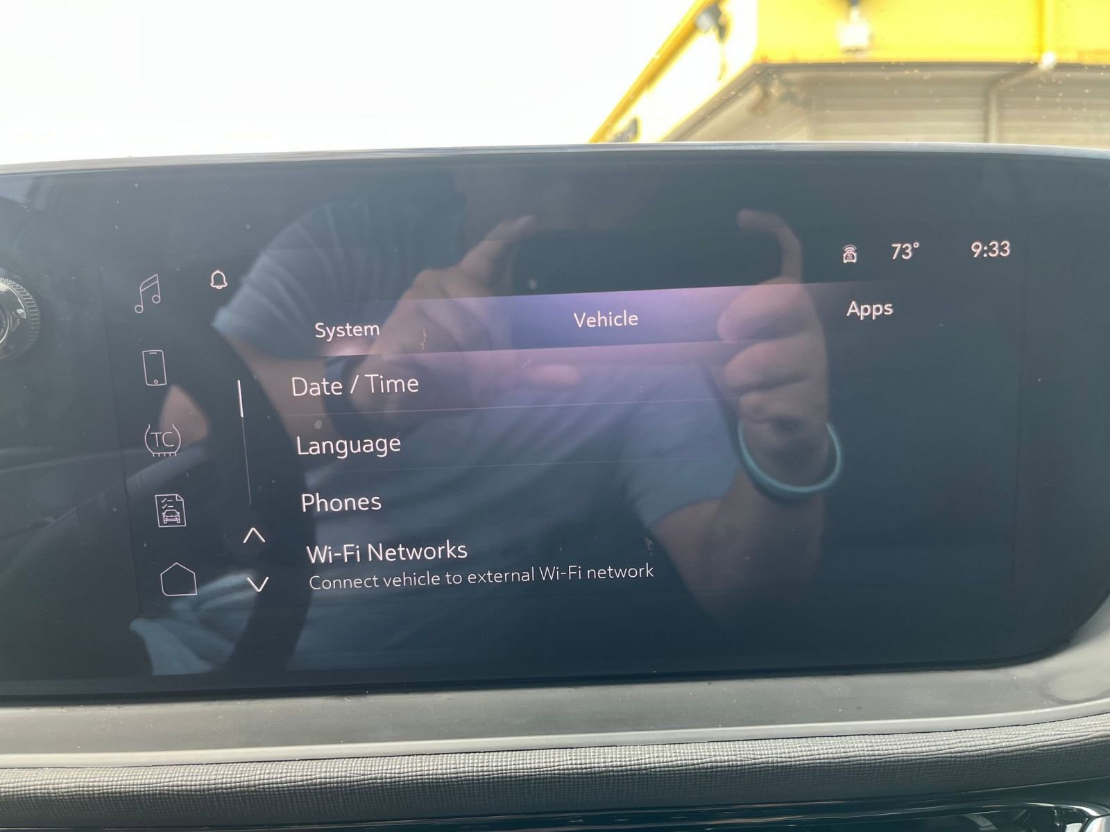 Used 2025 Buick Envista Sport Touring image 21