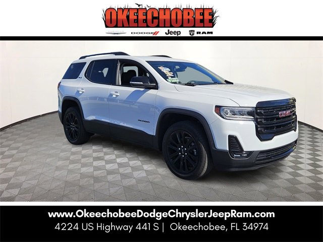 Used 2023 GMC Acadia SLE w/ Driver Convenience Package FWD image 2