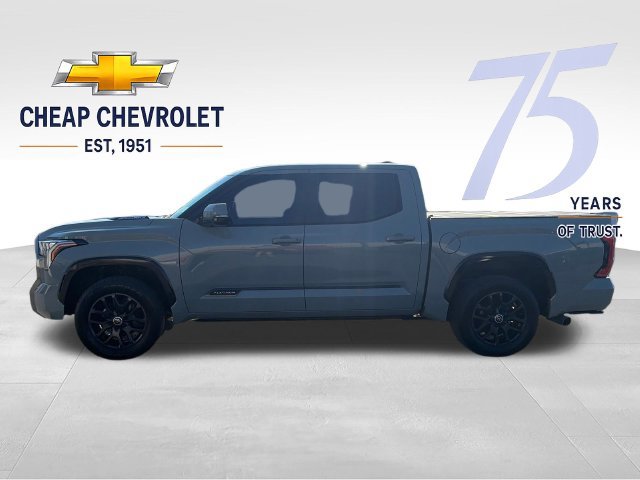 Used 2024 Toyota Tundra Platinum AWD/4WD image 2