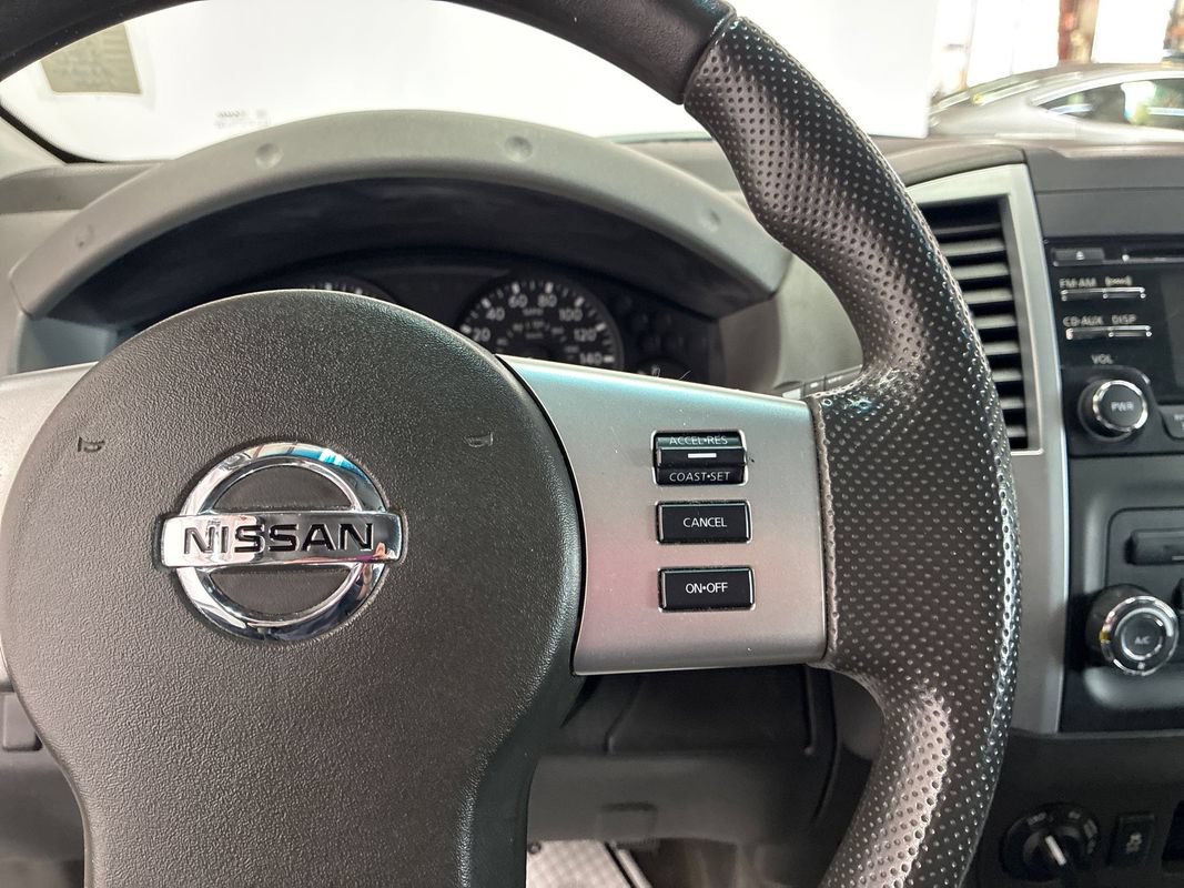 Used 2013 Nissan Xterra 4WD image 12