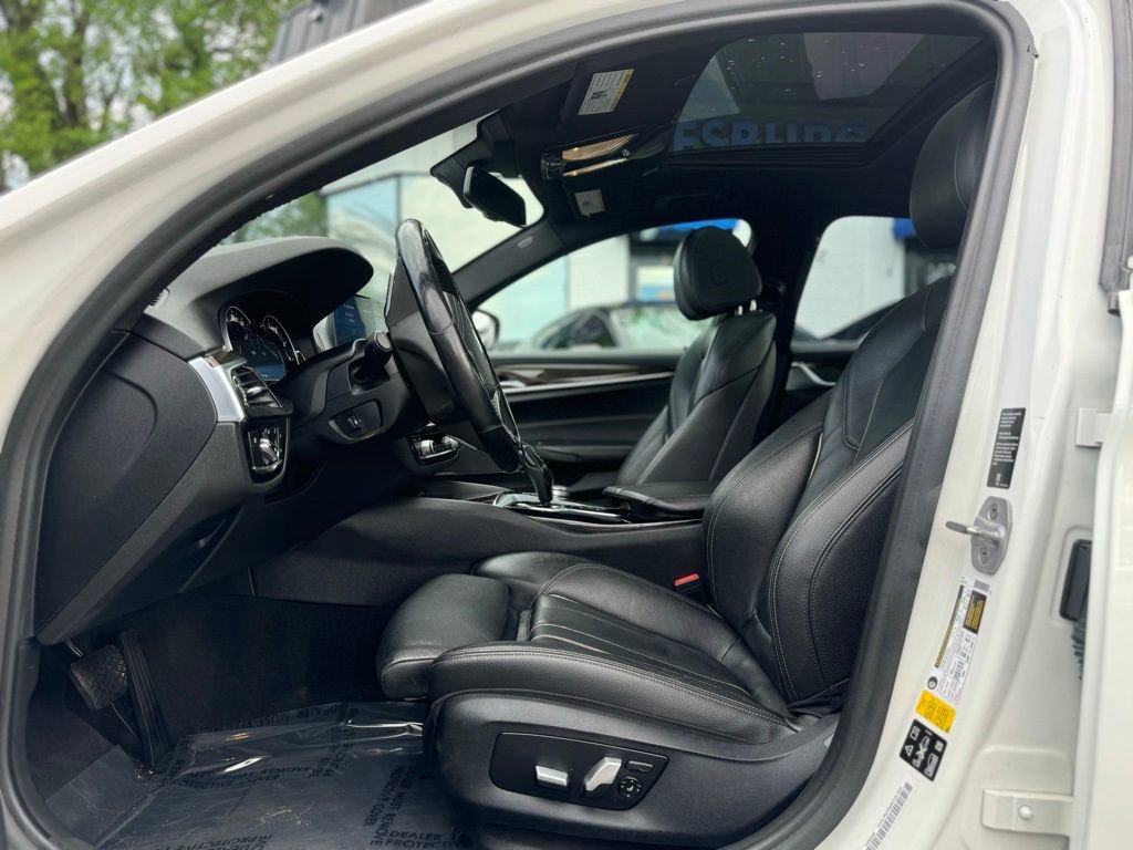 Used 2018 BMW 540i xDrive 540i xDrive image 12