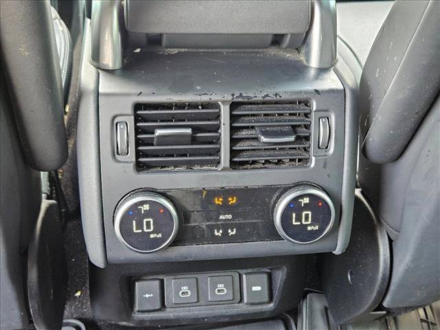 Used 2021 Land Rover Discovery S AWD/4WD image 18