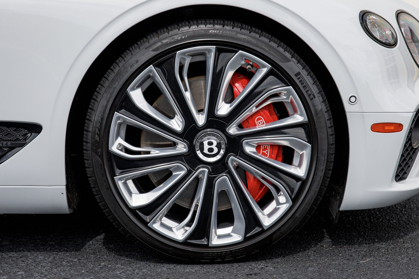 Used 2023 Bentley Continental GT Mulliner AWD/4WD image 17