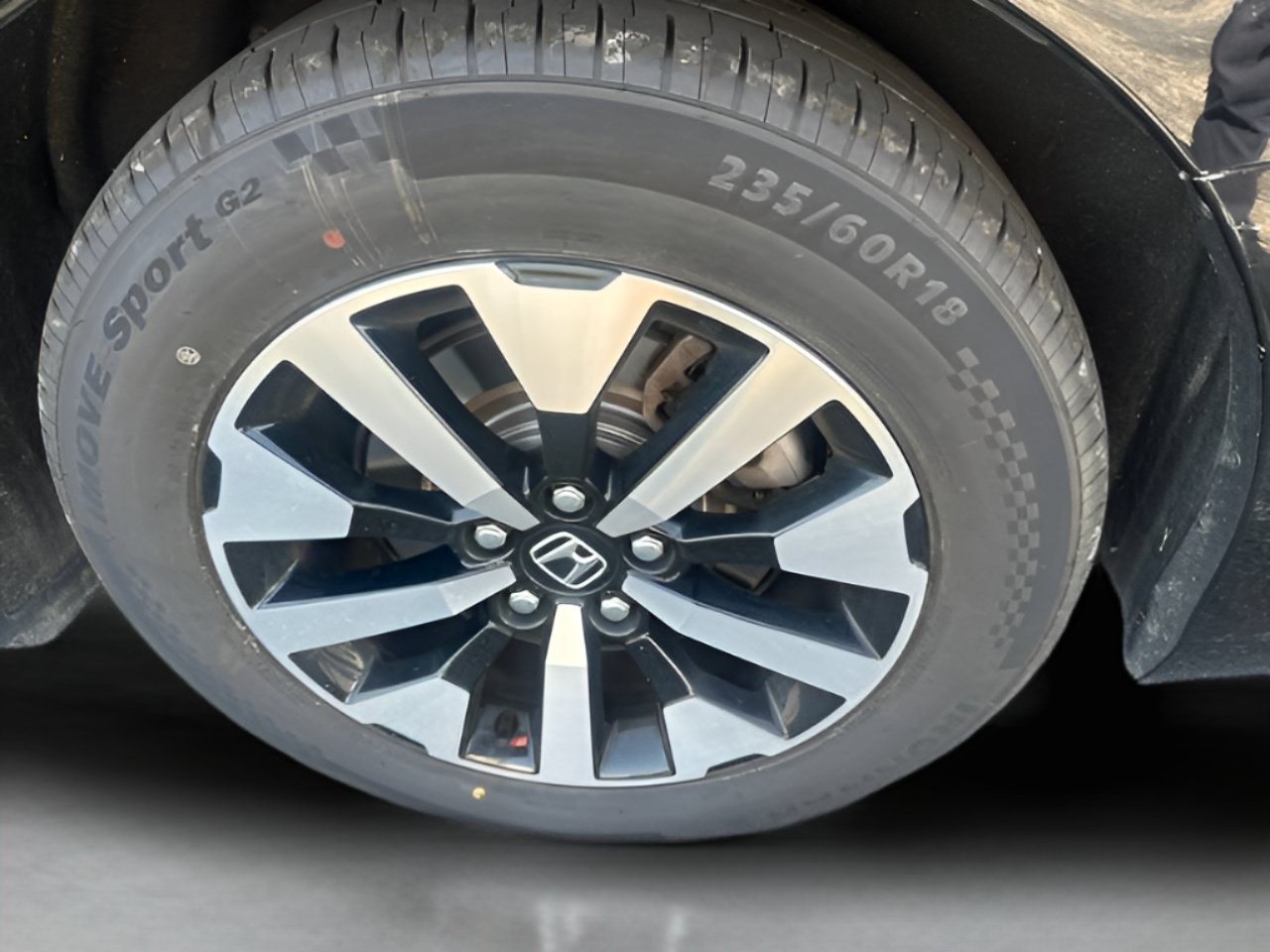 Used 2025 Honda Odyssey EX-L image 9