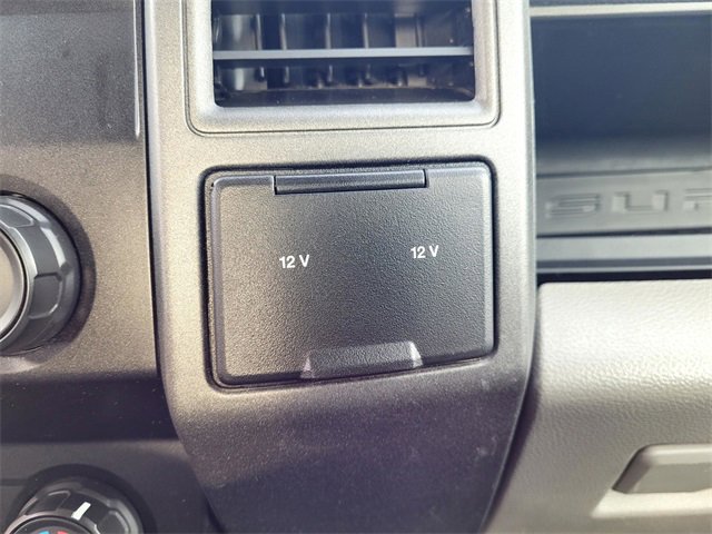 Used 2022 Ford F250 XL w/ Power Equipment Group image 16