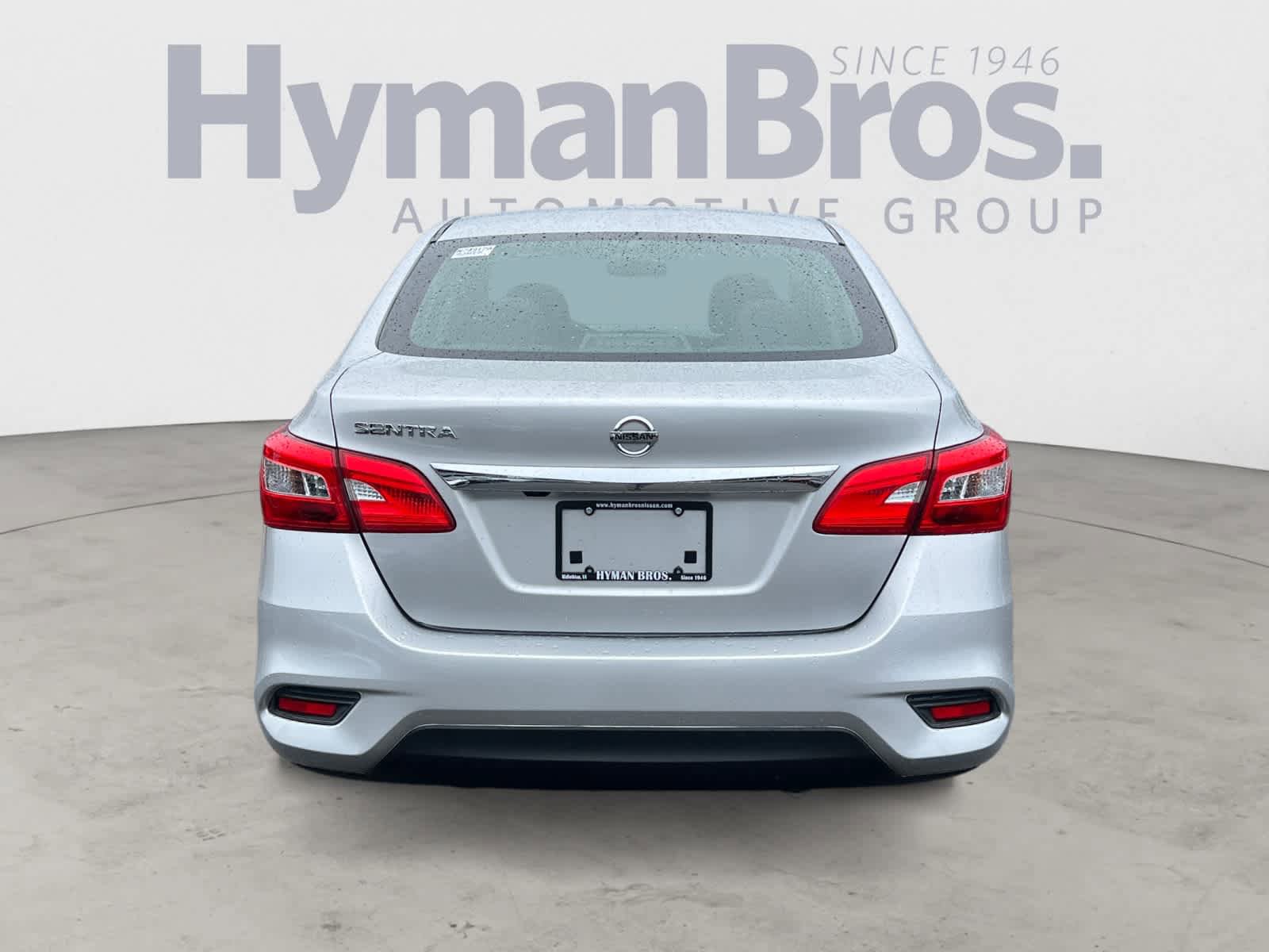 Used 2018 Nissan Sentra S FWD image 4