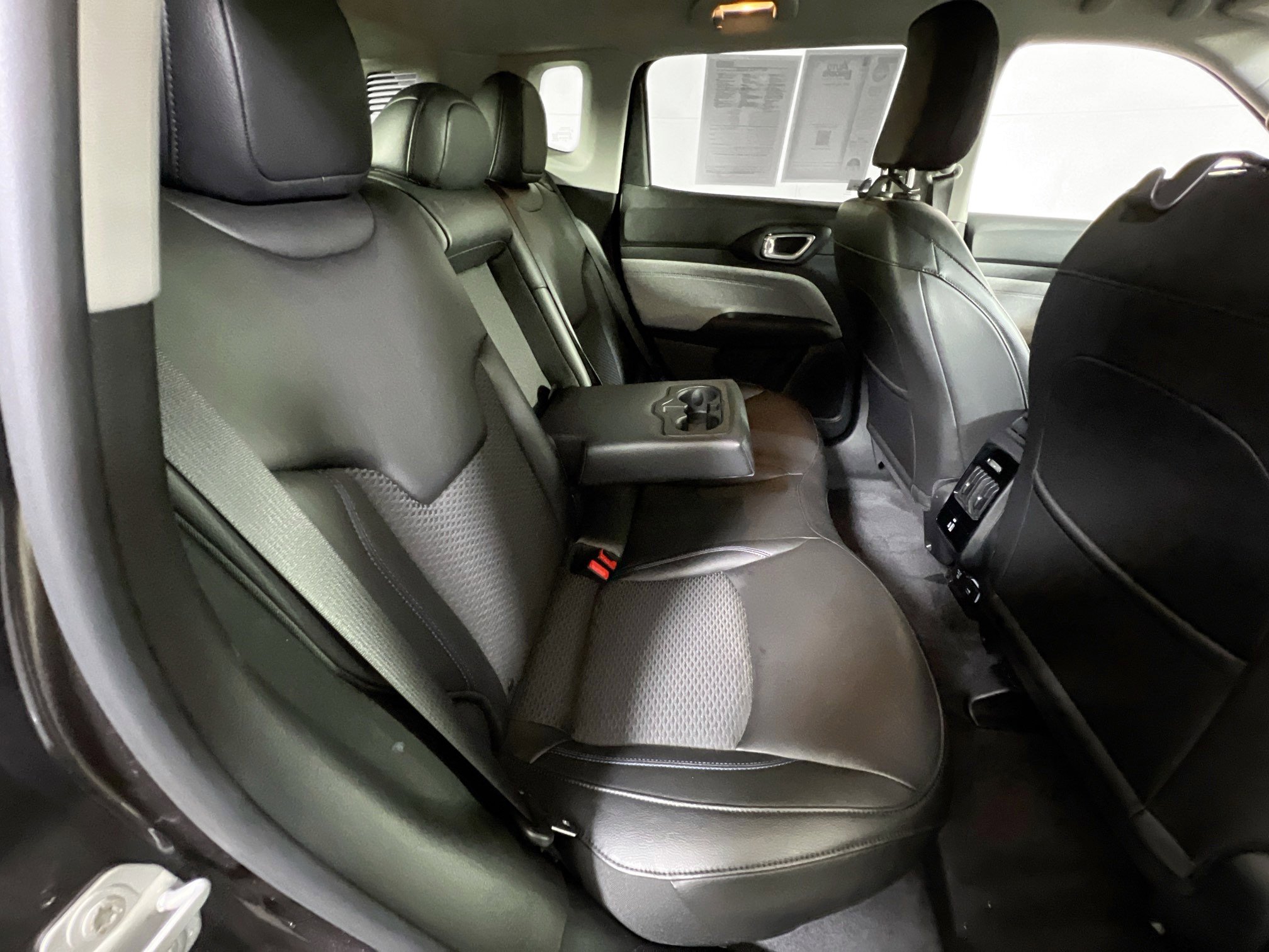 Used 2022 Jeep Compass Latitude w/ Convenience Group image 25