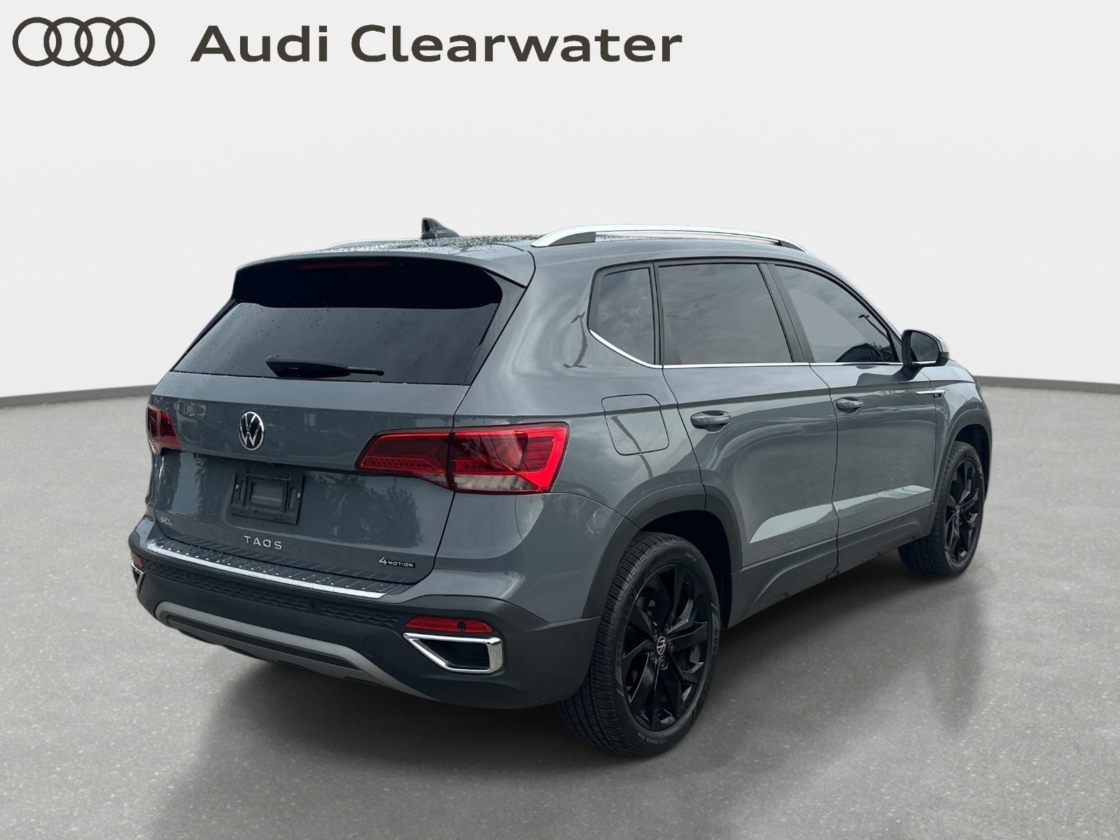 Used 2023 Volkswagen Taos SEL AWD/4WD image 3