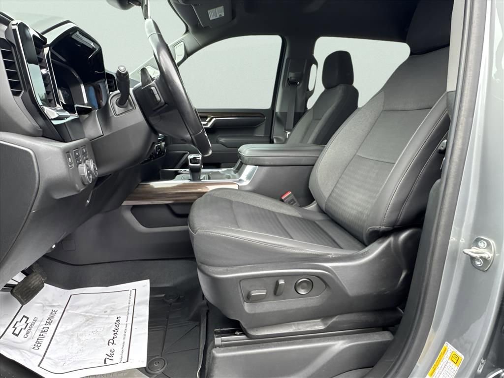 Used 2023 Chevrolet Silverado 1500 RST image 10