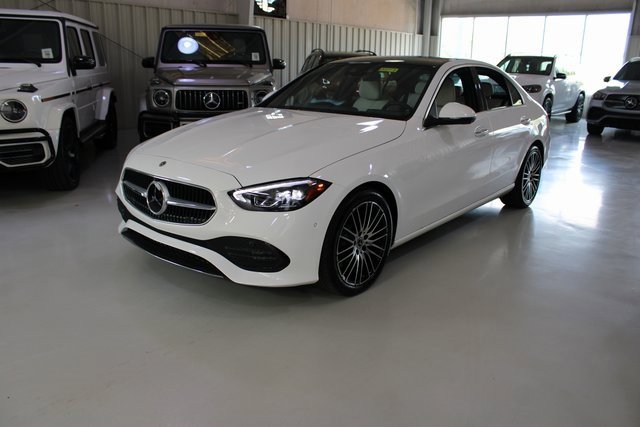 Used 2024 Mercedes-Benz C 300 4MATIC Sedan w/ Exclusive Trim Package image 39