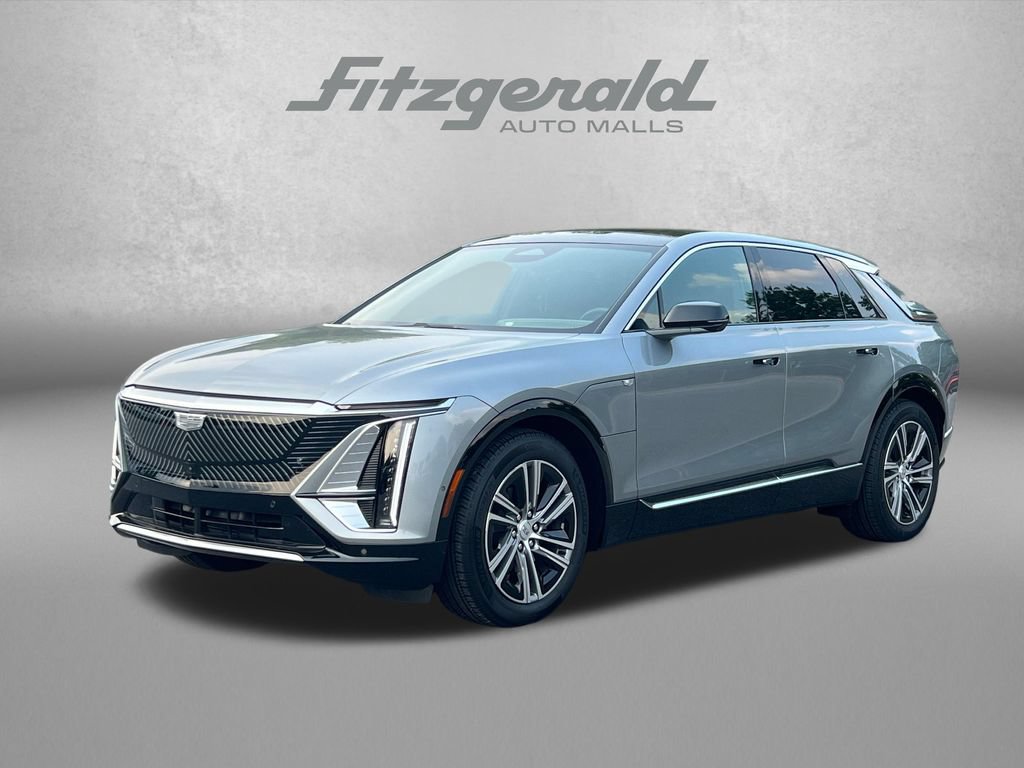 New 2026 Cadillac Lyriq Premium Luxury RWD image 2
