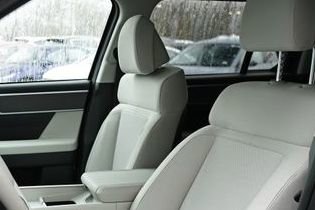 New 2026 Hyundai Santa Fe SE AWD/4WD image 7