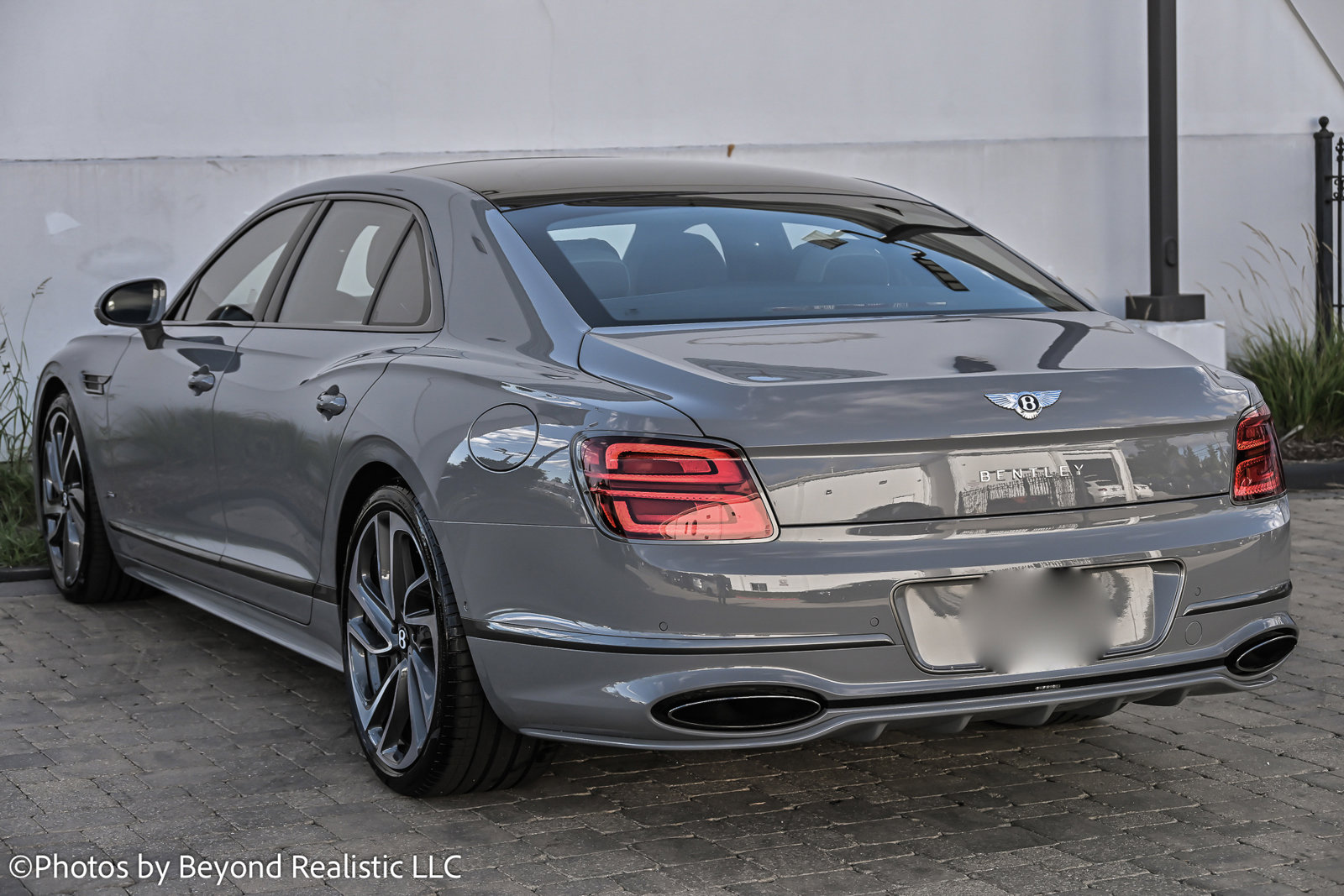 New 2025 Bentley Flying Spur Plug-In Hybrid image 5