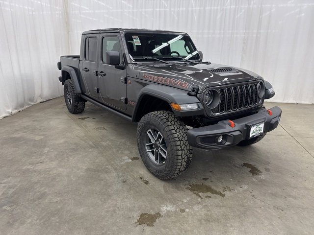 New 2025 Jeep Gladiator Mojave w/ Convenience Group