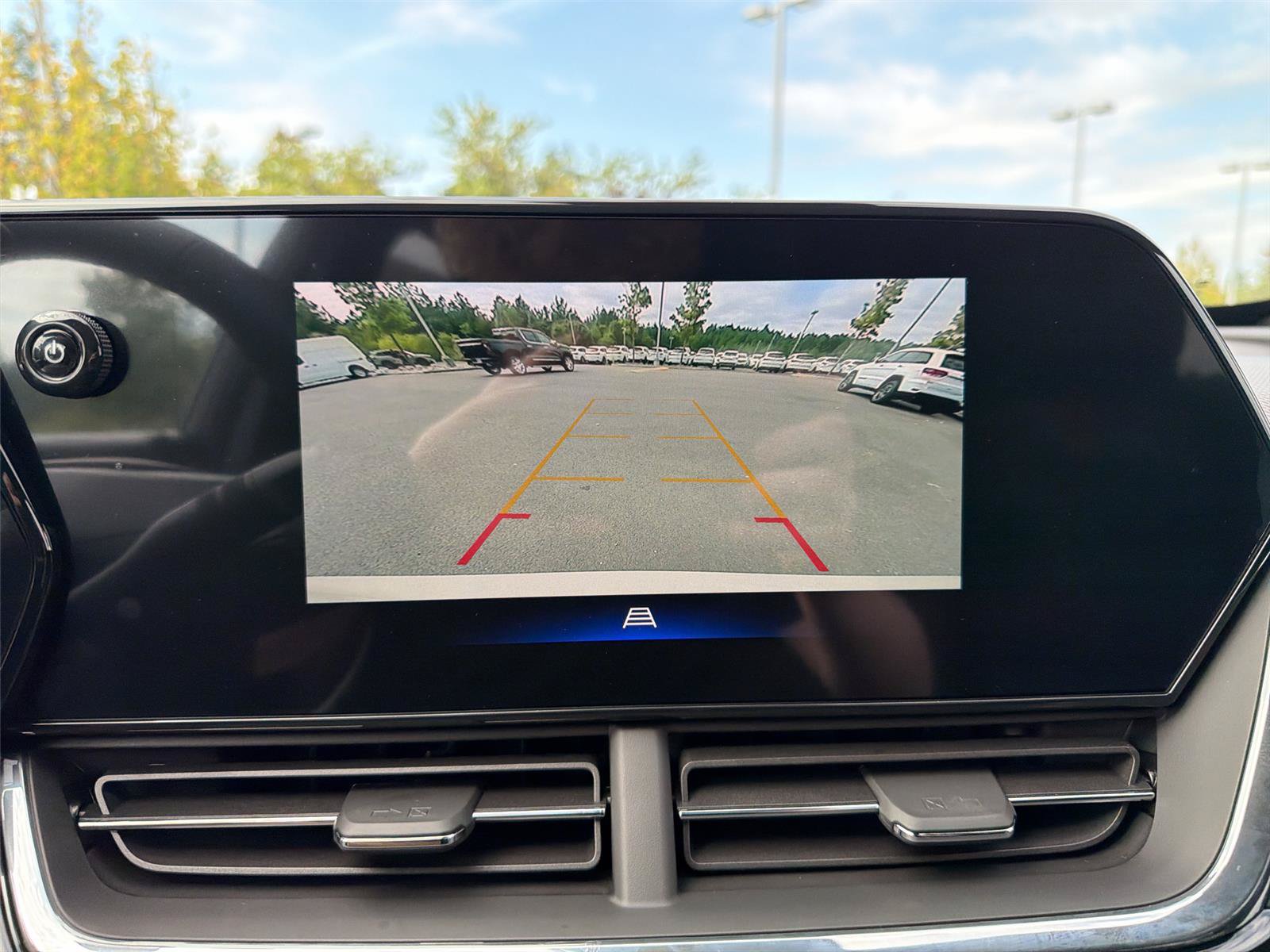 New 2026 Chevrolet Trax RS w/ Driver Confidence Package FWD image 18