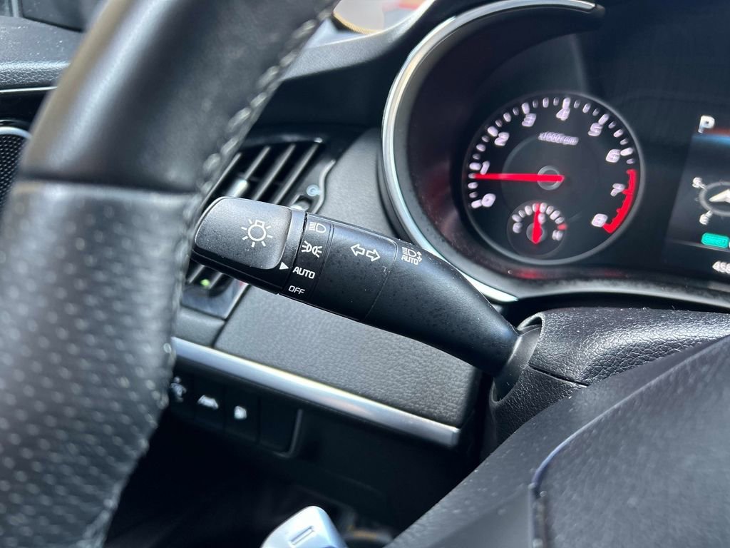 Used 2023 Kia Stinger GT-Line RWD image 24