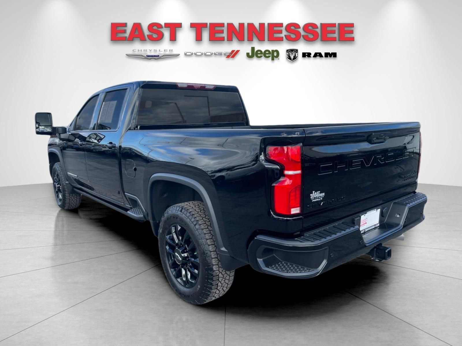 Used 2025 Chevrolet Silverado 2500 High Country w/ High Country Premium Package image 5