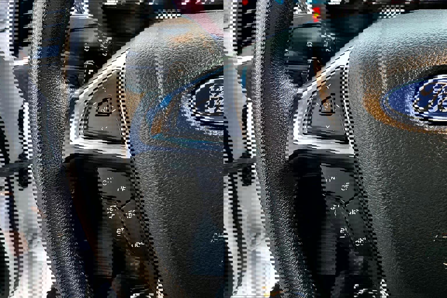 Used 2017 Ford Edge Titanium w/ Technology Package image 45