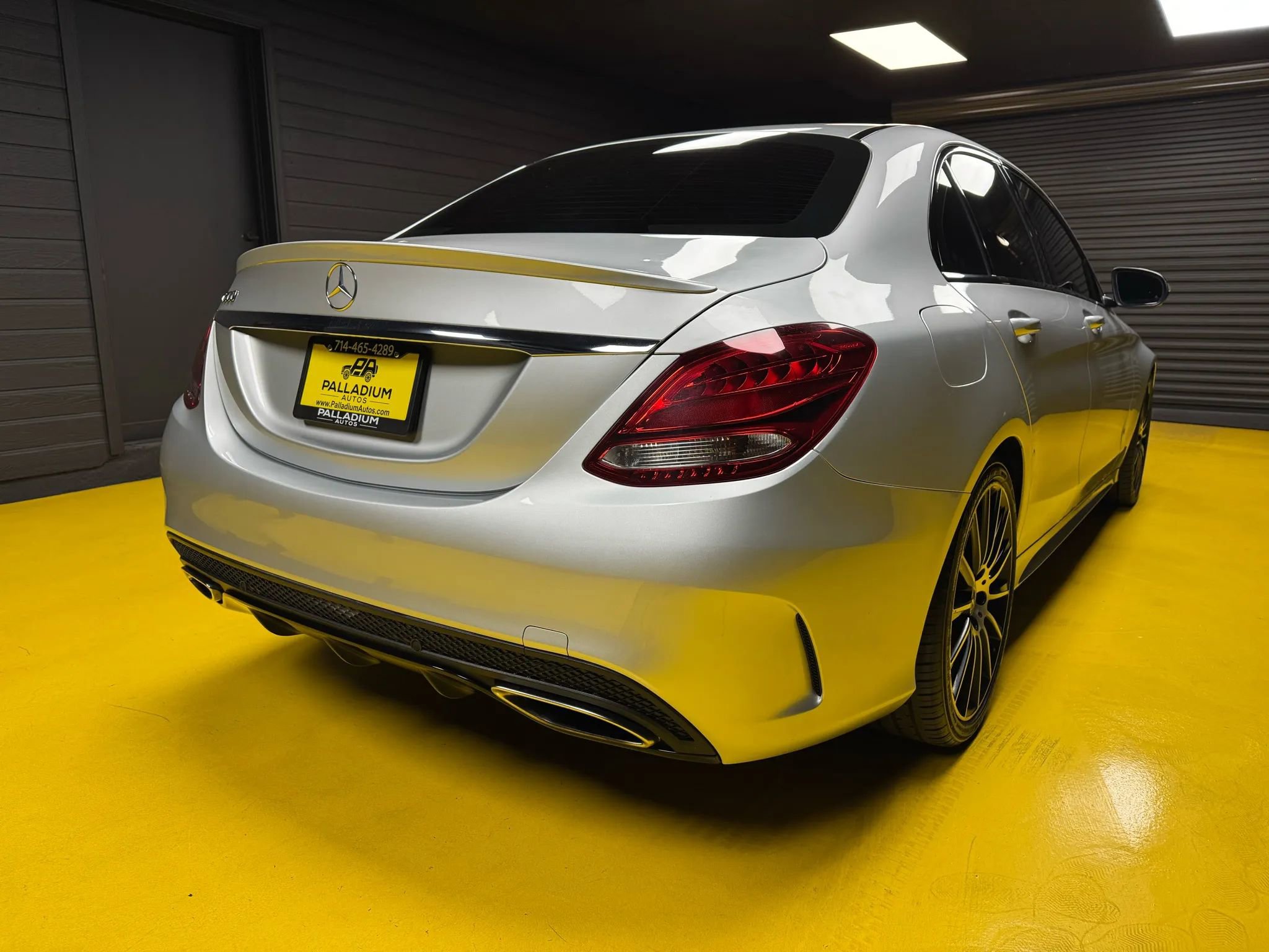 Used 2018 Mercedes-Benz C 300 Sedan image 6