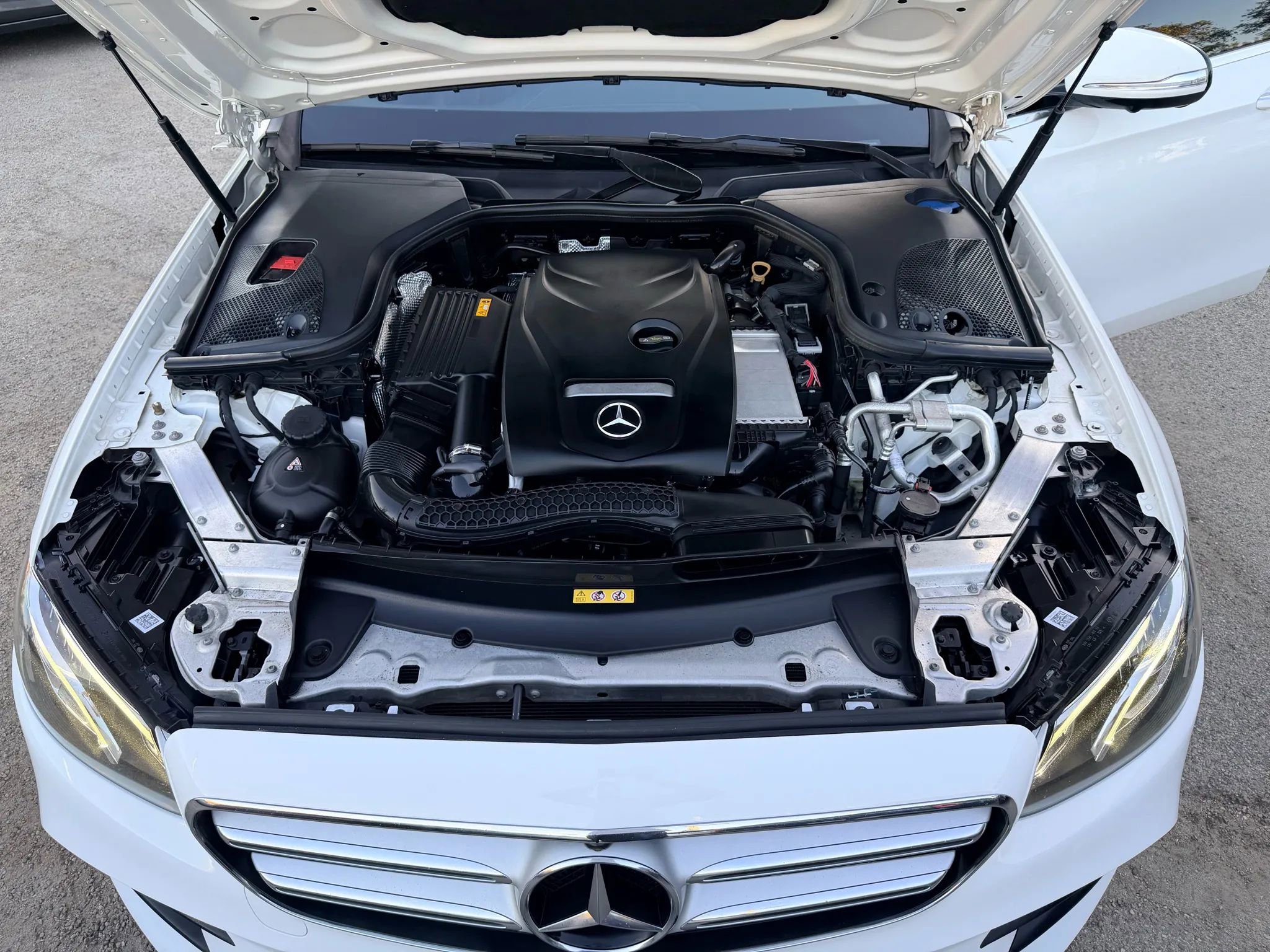 Used 2019 Mercedes-Benz E 300 image 29