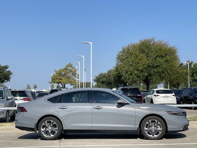 Used 2023 Honda Accord EX-L image 3