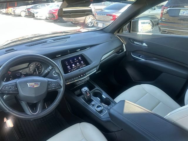 Used 2019 Cadillac XT4 Sport w/ Driver Awareness Package FWD image 10