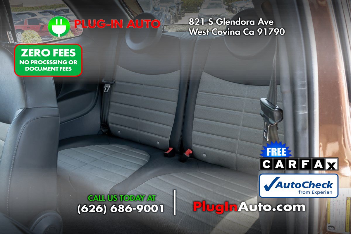 Used 2012 FIAT 500 Sport w/ Safety & Sound Pkg FWD image 8