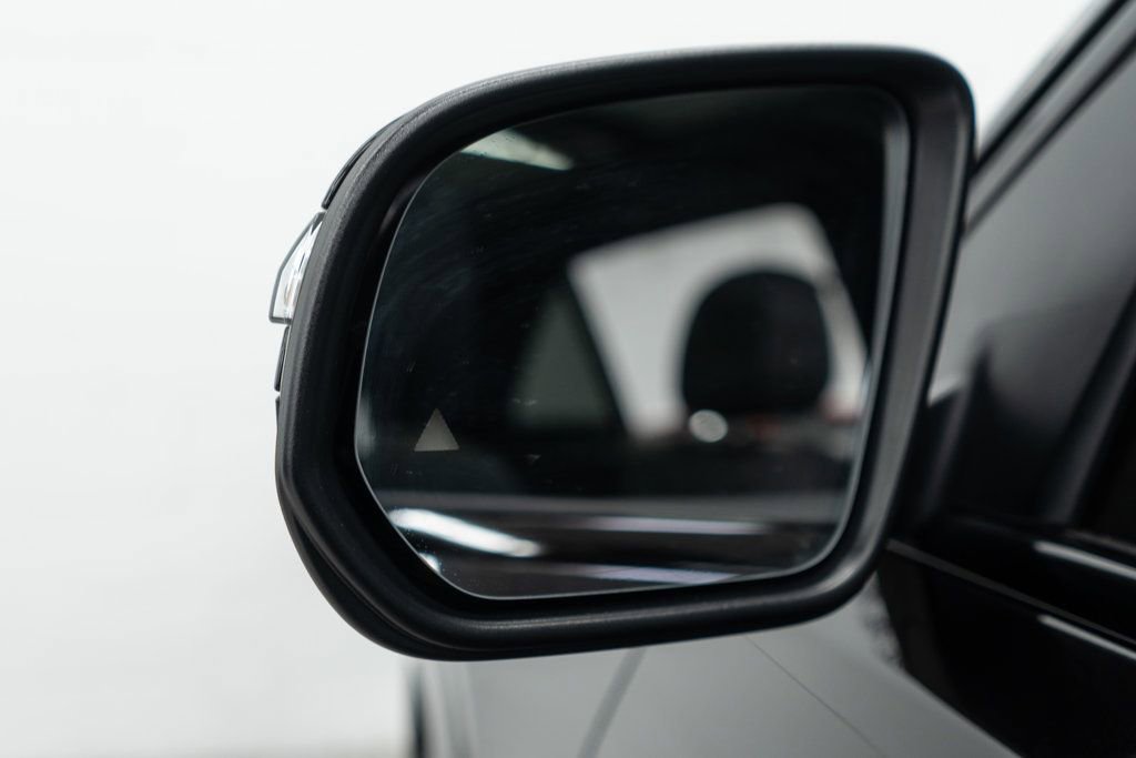 Used 2025 Mercedes-Benz GLE 350 4MATIC image 49