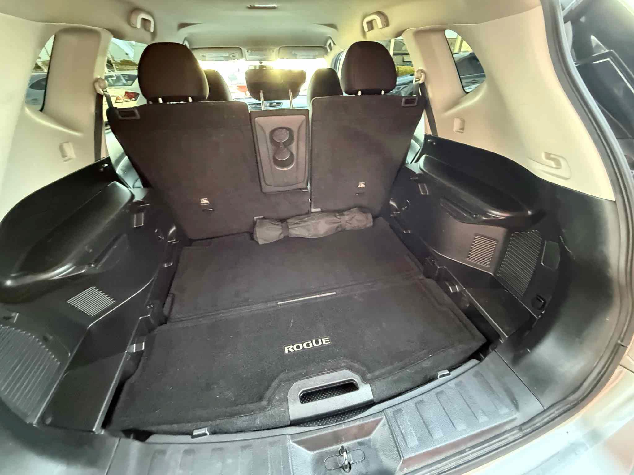 Used 2017 Nissan Rogue SV FWD image 72