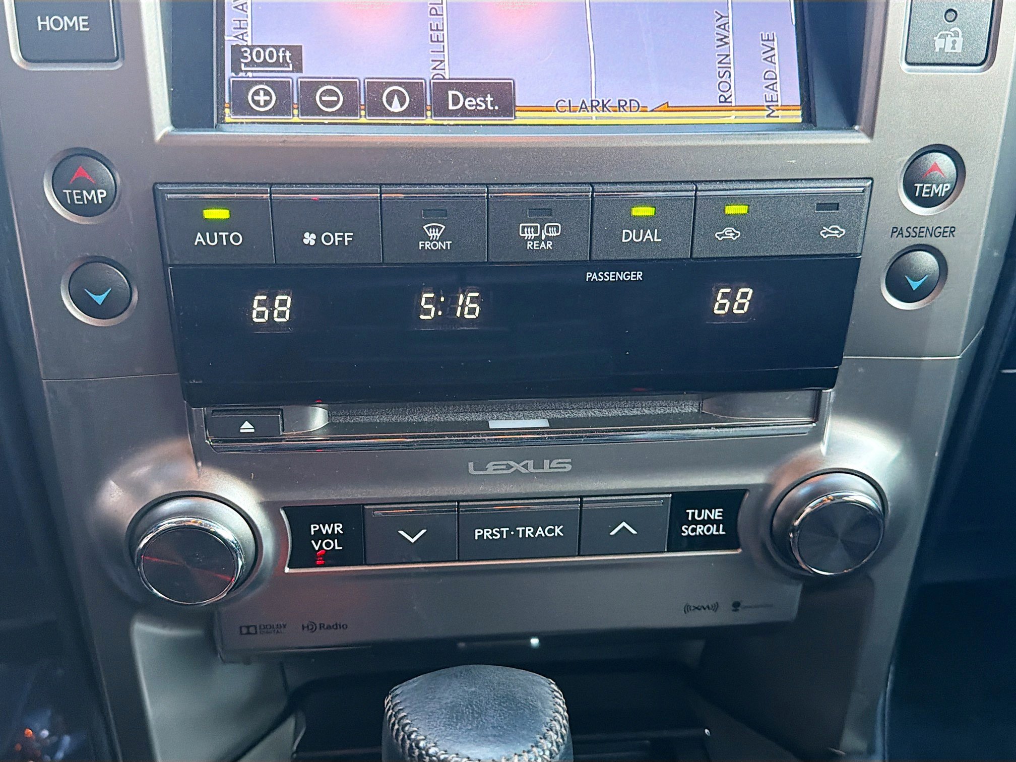 Used 2017 Lexus GX 460 image 32