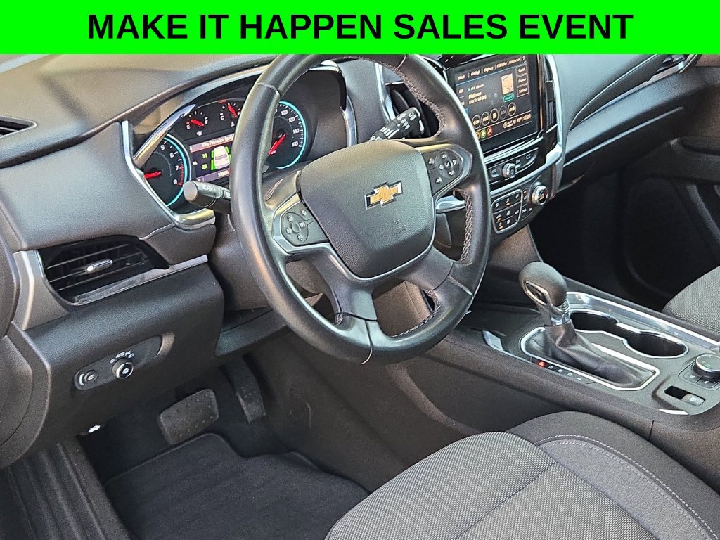 Used 2023 Chevrolet Traverse LT AWD/4WD image 10