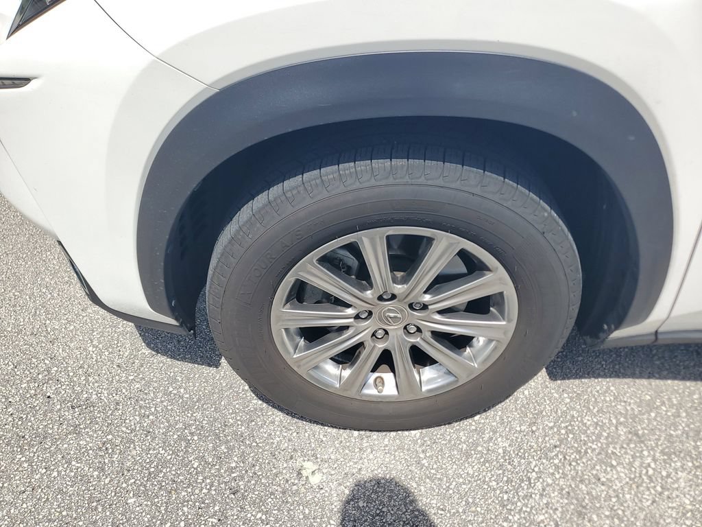 Used 2016 Lexus NX 200t FWD image 3