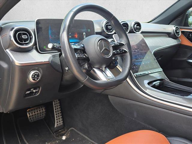 Used 2024 Mercedes-Benz C 43 AMG 4MATIC Sedan image 9