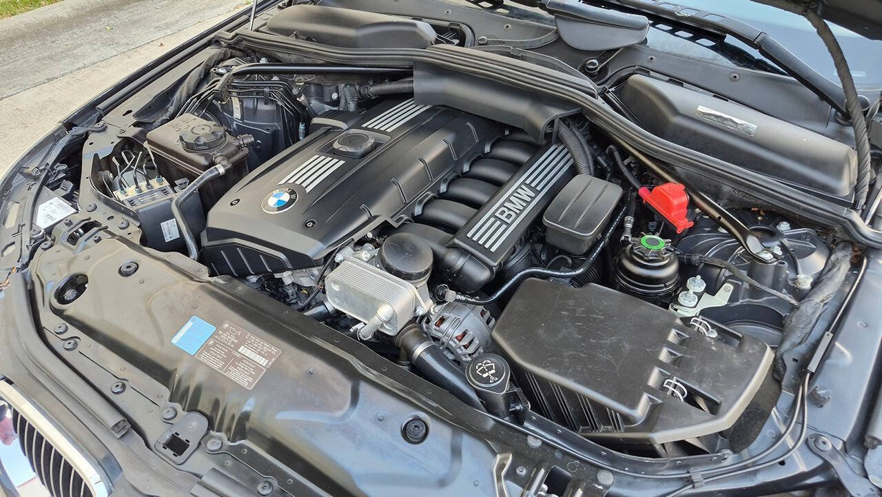 Used 2010 BMW 528i Sedan RWD image 55